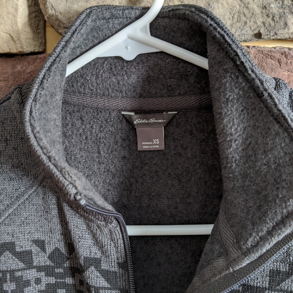NWOT Eddy Bauer Zip up - Picture 2 of 3